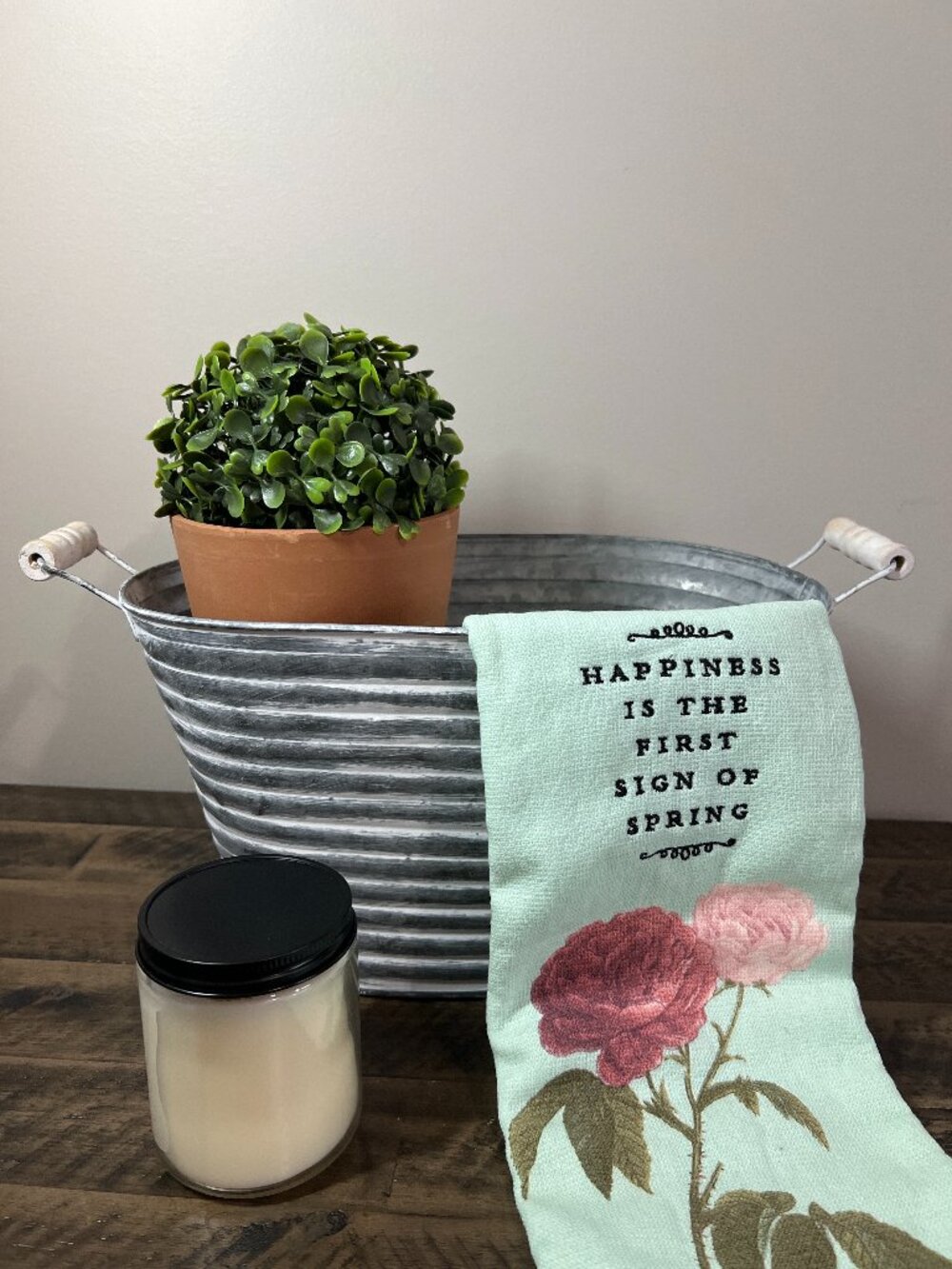 Farmhouse Galvanized Metal Basket Rustic Planter Tub w Wood Handles Spring Decor